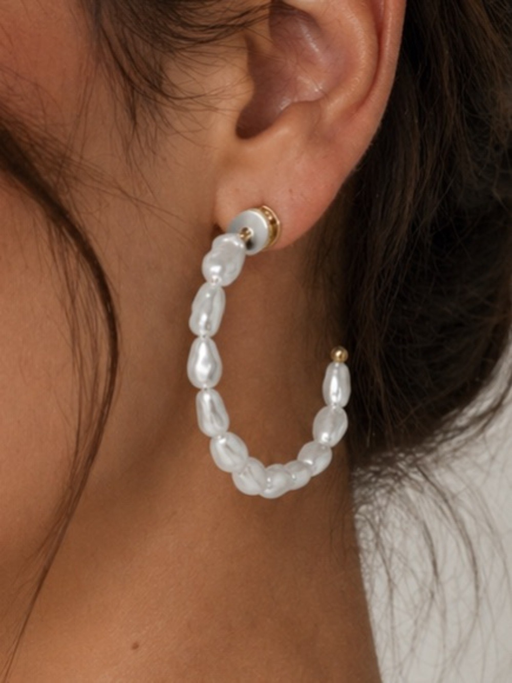 😍CLEARANCE  - E65 NWT JOE FRESH Pearl Look Hoop Fashion Earrings MSRP $12